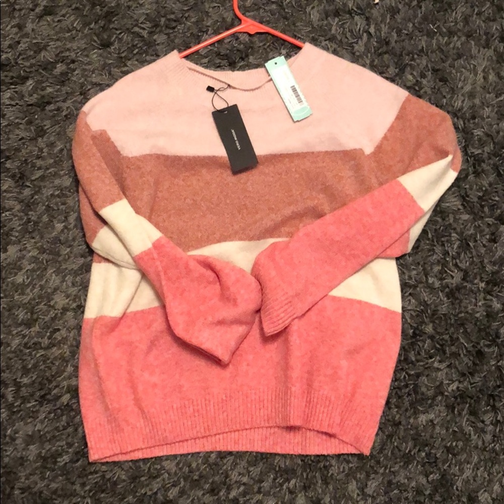 Never worn Vero Moda Sweater